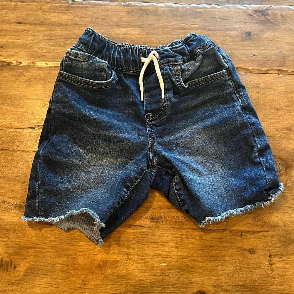 Old Navy boys XS pull on Jean shorts